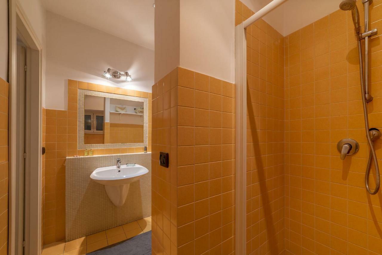 Colosseo & San Clemente Cozy Flat Rom Exterior foto